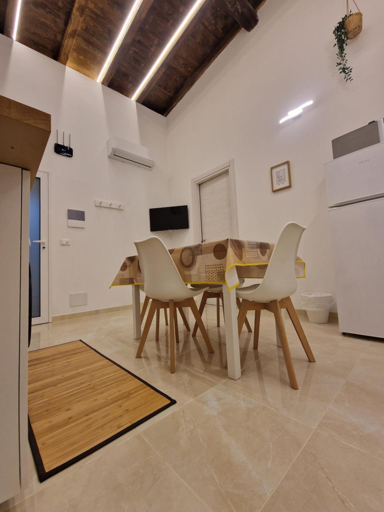 House In The Castle Via Gramignani N 35 Catania Villa Exterior photo