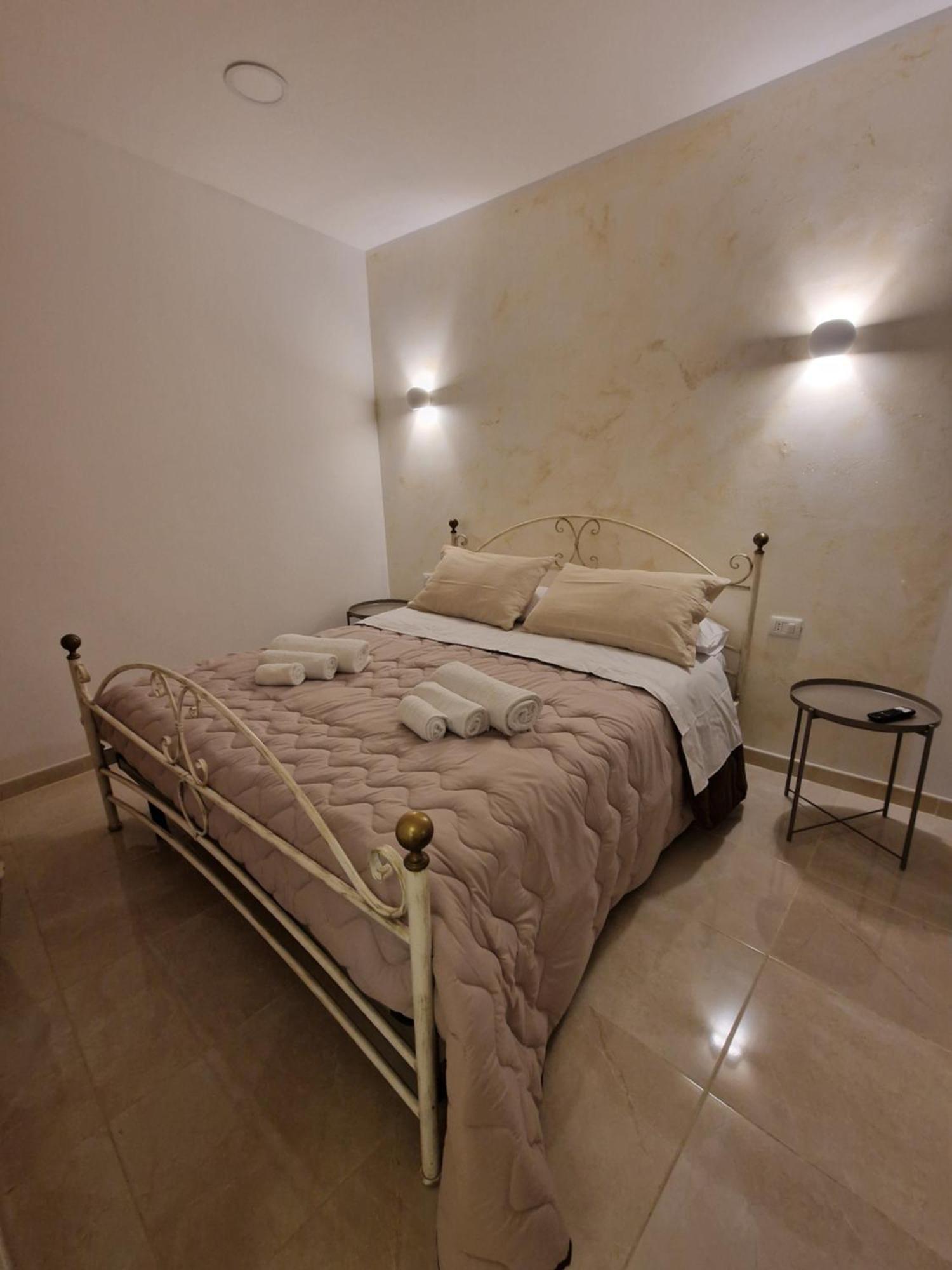 House In The Castle Via Gramignani N 35 Catania Villa Exterior photo