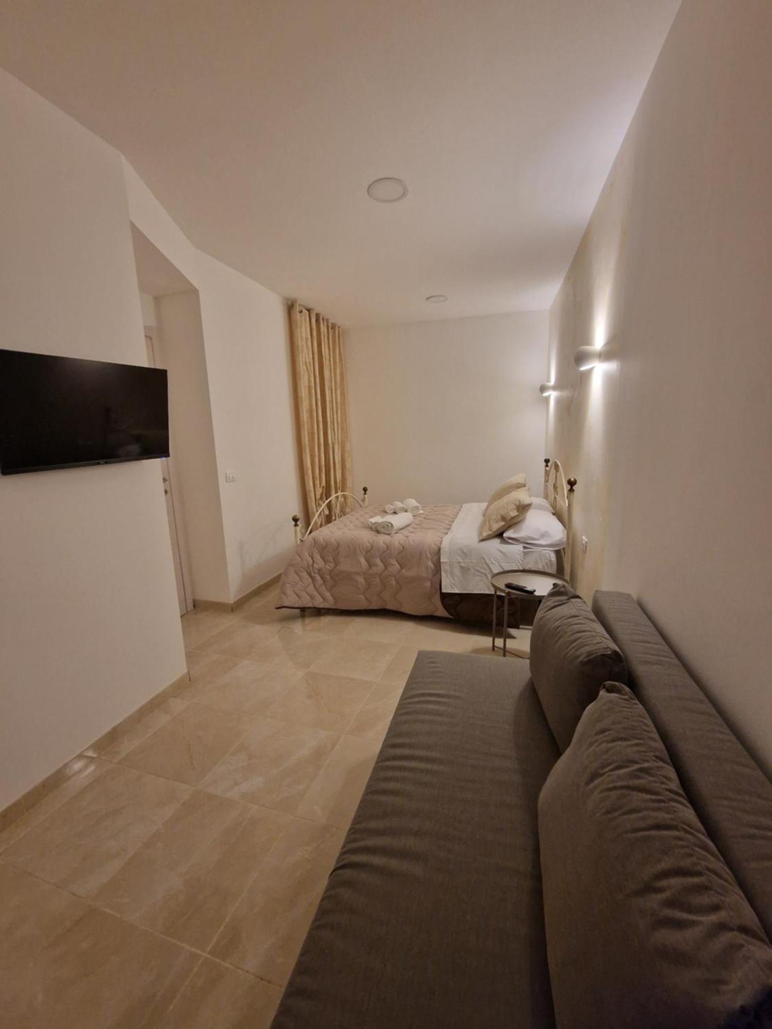 House In The Castle Via Gramignani N 35 Catania Villa Exterior photo